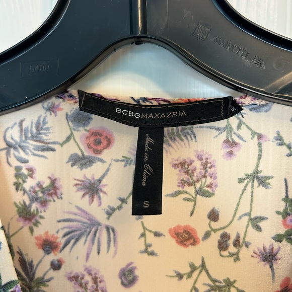 BCBGMaxAzria Sheer Floral maxi dress - Picture 3 of 6